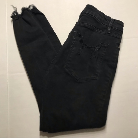 Good American Denim - Good American Good Waist Crop Raw Step Hem Black Jean Size 6/28